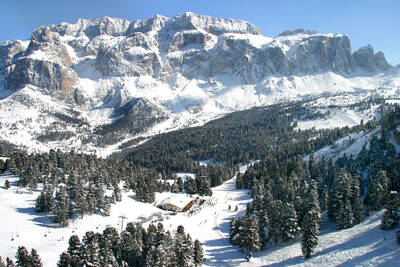 Skihütte Baita Vallongia in den Dolomiten